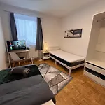 Grosses Aschaffenburg 4 Schlafzimmer Bis Zu 10 Personen Mainpark Mainaschaff