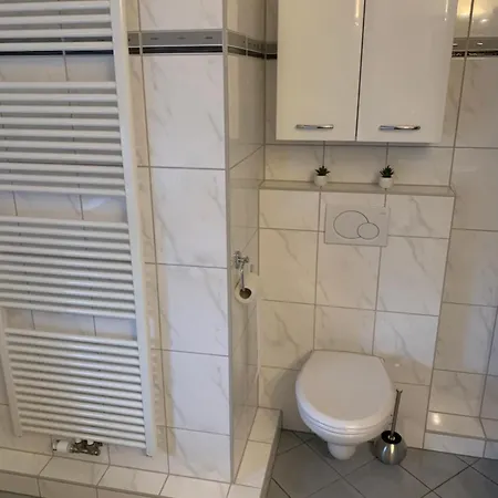 Grosses Aschaffenburg 4 Schlafzimmer Bis Zu 10 Personen Mainpark * Mainaschaff