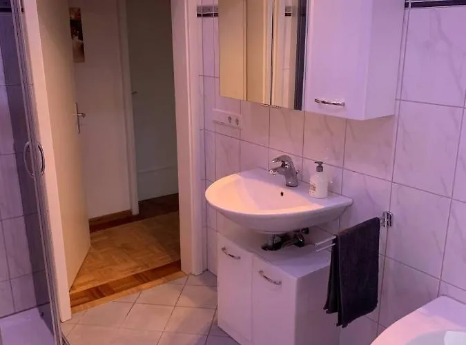 Grosses Aschaffenburg 4 Schlafzimmer Bis Zu 10 Personen Mainpark Apartmán *