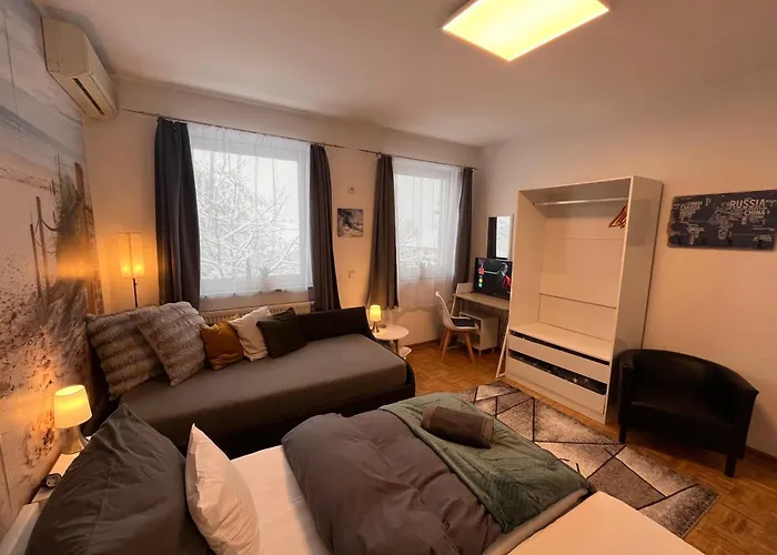 Grosses Aschaffenburg 4 Schlafzimmer Bis Zu 10 Personen Mainpark Apartmán Mainaschaff
