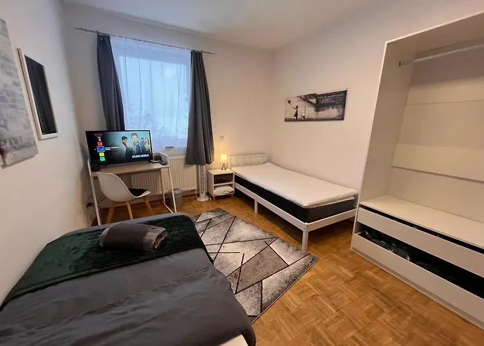 Grosses Aschaffenburg 4 Schlafzimmer Bis Zu 10 Personen Mainpark Mainaschaff
