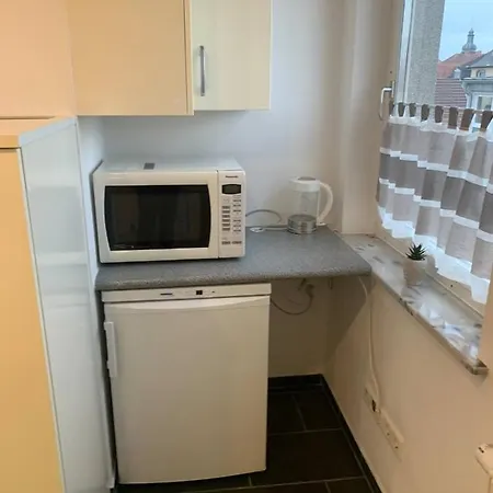 Mainpark 4 Schlafzimmer Bis Zu 10 Personen Direkt Ueber Aschaffapartment Bei Aschaffenburg Apartment *