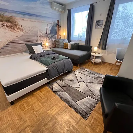 Mainpark Apartment 105Qm Gross, Aschaffenburg Fuer Bis Zu 10 Personen - 4 Separate Schlafzimmer - Mainaschaff - Grill - Terrasse - Ruhige Lage - Gratis Parken - Free Netflix Apartmán Mainaschaff