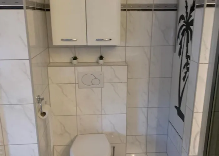 Grosses Aschaffenburg 4 Schlafzimmer Bis Zu 10 Personen Mainpark Mainaschaff