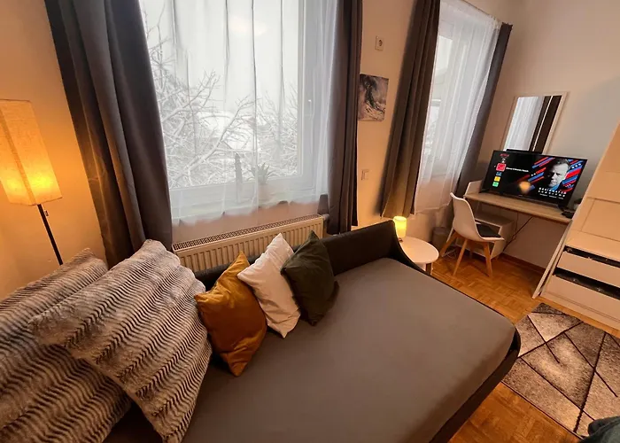 Grosses Aschaffenburg 4 Schlafzimmer Bis Zu 10 Personen Mainpark Apartment Mainaschaff
