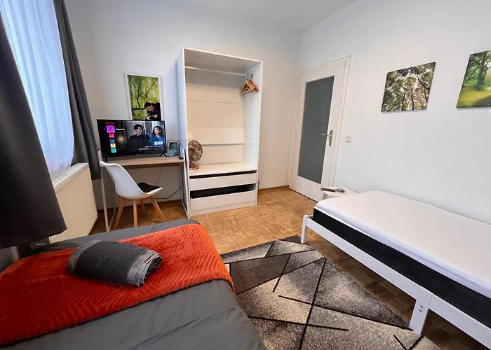 Grosses Aschaffenburg 4 Schlafzimmer Bis Zu 10 Personen Mainpark * Mainaschaff