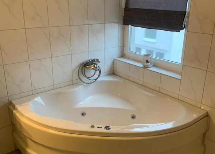 Grosses Aschaffenburg 4 Schlafzimmer Bis Zu 10 Personen Mainpark *